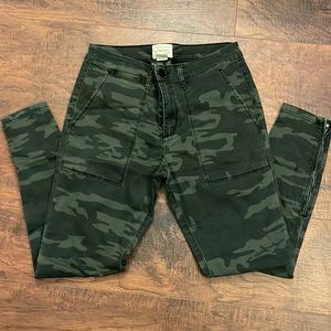 Sanctuary Camo Jeans size 27